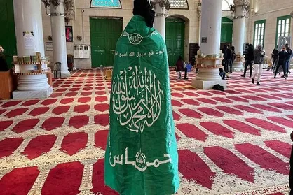 عقب&zwnj;نشینی صهیونیست&zwnj;ها از صحن&zwnj;های مسجدالاقصی