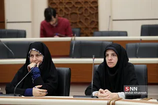 دوشنبه های گام دوم انقلاب