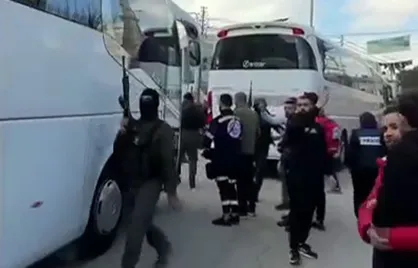اتوبوس اسرای فلسطینی به شهر رام الله رسید
