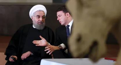 واکنش دانشجویان به ماجراهای آقای رئیس جمهور و کدخدا/ #اروپا_برادر_شغاله