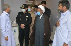 دیدار فرمانده نیروی دریایی ارتش با خانواده شهدای حادثه ناو کنارک