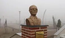 رونمایی سه سردیس مشاهیر علمی استان در دانشگاه گیلان