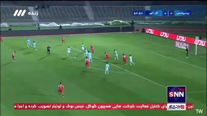 موقعیت خوب گلزنی برای پرسپولیس که مدافعان گل گهر مانع شدند