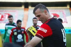 گل محمدی کاپیتان‌های پرسپولیس را بخشید