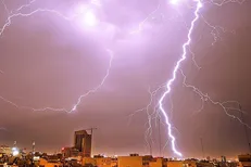 صاعقه برق خلخال را قطع کرد