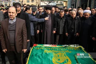 تشییع پیکر ۳ تن از شهیدان سانحه هوایی