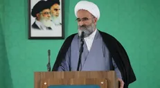 وحدت راهبرد مقابله با توطئه‌های استکبار است