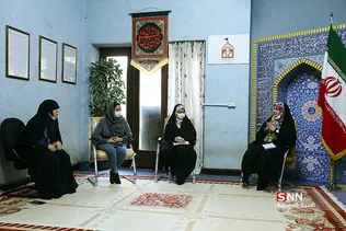 بررسی تاثیر نظام آموزشی بر هویت‌یابی دختران 