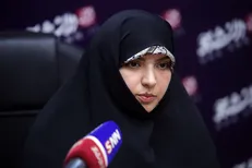 دختران و پسران در تشکل‌ها باید مکمل یکدیگر باشند/ ساختارهای نظام برای نقش‌آفرینی زنان اصلاح شوند
