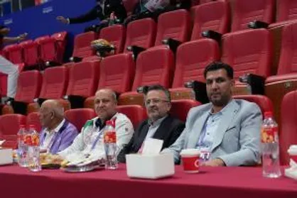 هاشمی: برای نخستین بار رونمایی از لباس کاروان ایران بی&zwnj;حاشیه بود / ورزش زنان در ایران در حال ارتقاست