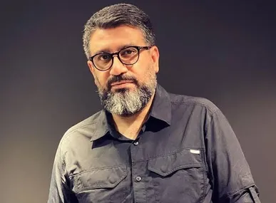 آقای رشیدپور به جنوب بیایید! / وقتی آمریکایی‌های جنایتکار ۱۶۸ کودک مدرسه میناب را پرپر کردند، کجا بودید؟! + فیلم