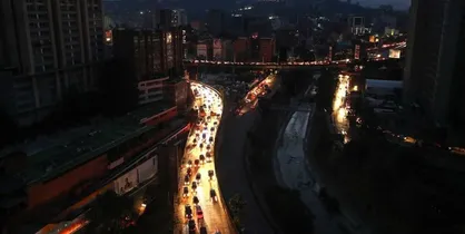 تل&zwnj;آویو در خاموشی