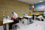 بازدید از خط تولید ماسک و لباس بیمارستانی