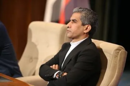 کامرانی فر رسما استعفا داد