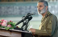 سرلشکر موسوی: هیچ یک از امکانات ارتش را دور نمی‌ریزیم / نیروهای جوان آینده ارتش را تشکیل خواهند داد