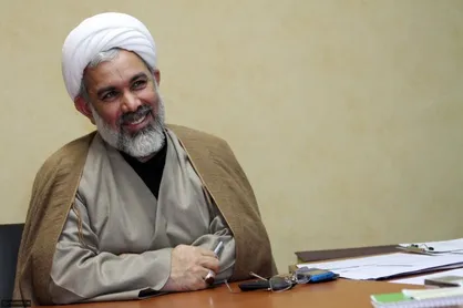 درآمدزایی مهم&zwnj;ترین سیاست مراکز تحقیقاتی دانشگاه آزاد است