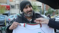 پشت‌تون به ملت ایران گرمه