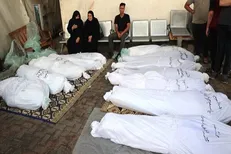 با وجود آتش بس در غزه؛ صهیونیست‌ها یک خانواده ۱۱ نفره را قتل عام کرد