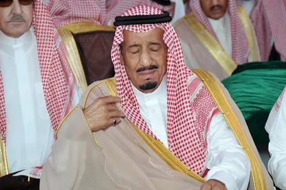 آماده&zwnj;باش تیم پزشکی پادشاه آلزایمری عربستان