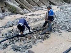 ۱۰۰ خانه در کلات دچار آب گرفتگی شده/ کمبود دستگاه لجن‌کش در خراسان