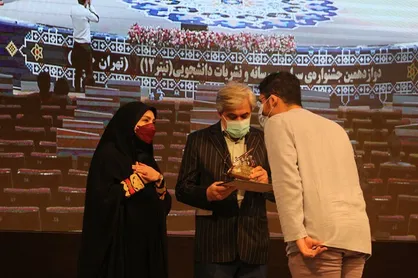 برگزیدگان جشنواره نشریات دانشجویی &laquo;تیتر ۱۲&raquo; معرفی و تقدیر شدند