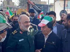 حضور سرلشکر سلامی در راهپیمایی ۲۲ بهمن