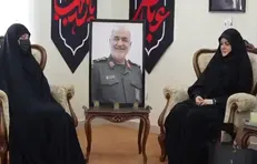 خانواده رئیس‌جمهور به منزل شهید سلامی رفتند