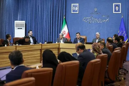 تسهیل همکاری&zwnj;های بین&zwnj;المللی و بازنگری نظام صدور مجوز صندوق&zwnj;های پژوهش و فناوری