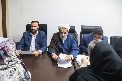 آزادی ۱۸۵ زندانی در پی بازدید دادستان تهران و ۱۶۳ قاضی از ندامتگاه&zwnj;های استان / دیدار چهره&zwnj;به&zwnj;چهره با مددجویان و بررسی ۳۲۵۰ درخواست قضایی