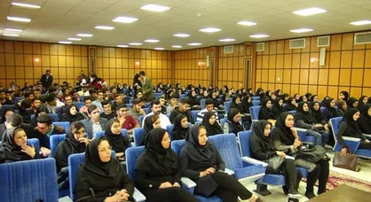 حضور دانشجویان در محیط دانشگاه موجب پویایی و بالندگی است
