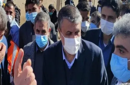 وزیر راه به منطقه زلزله زده سی سخت رفت