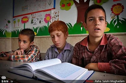 جهادگران دانشگاه فرهنگیان ایلام به مردم زرین&zwnj;آباد خدمات ارائه کردند