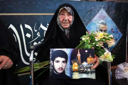 مستمری والدین شهدا ۲۰ درصد افزایش می&zwnj;یابد