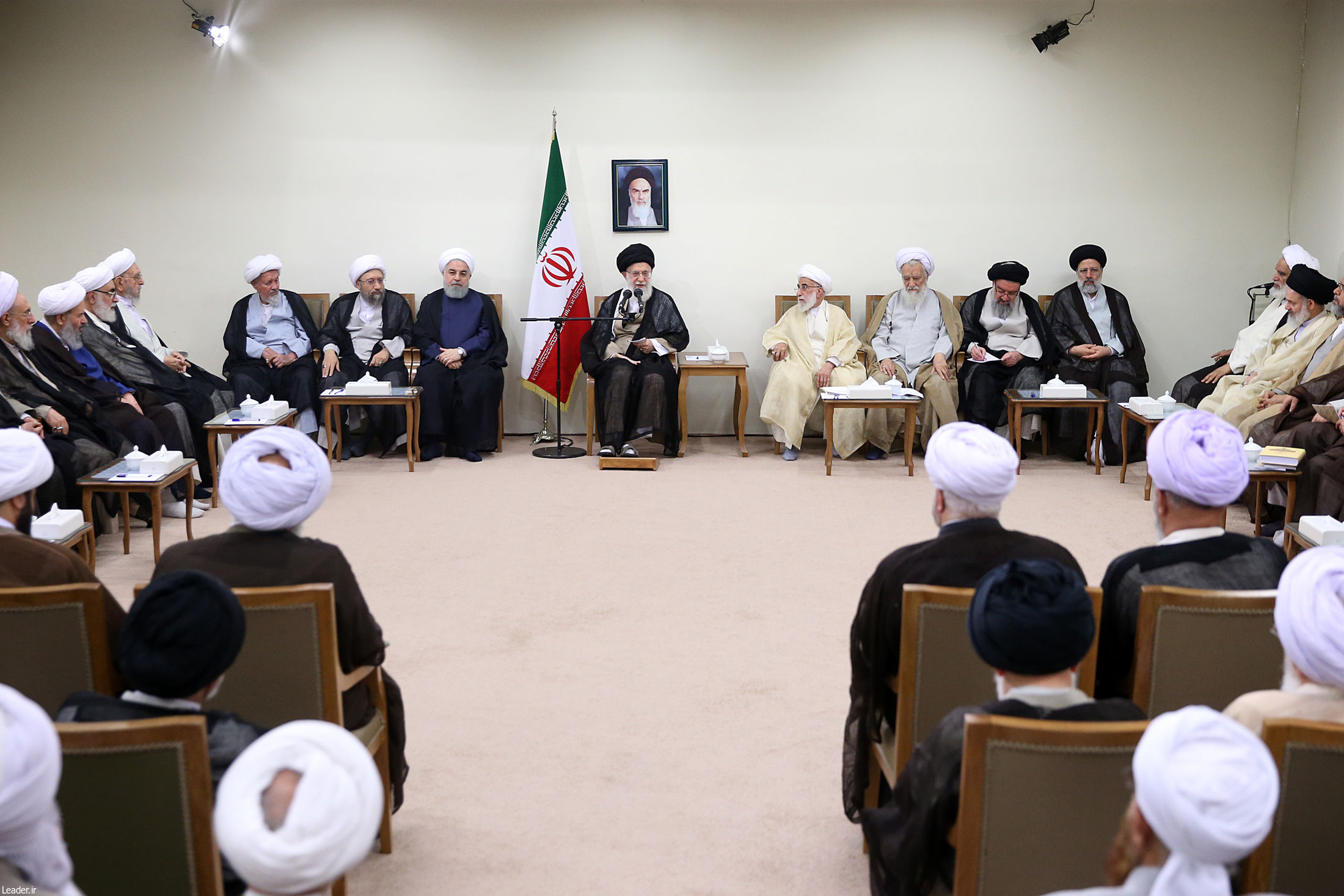 امام خامنه ای