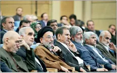 سکوت سنگین در اردوگاه اصلاح طلبان نسبت به بیانیه «موسوی»/ وقتی هیچکس جواب نمی‌دهد!
