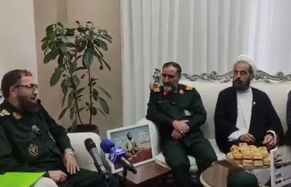 لحظه اعلام خبر شناسایی و بازگشت پیکر سردار شهید محمدهاشم سلطانی به خانواده&zwnj;اش