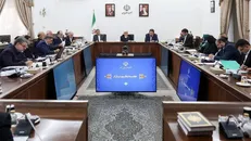 عارف: برخی که مسئول تهیه کالا‌های اساسی بودند، به خوبی همراهی نکردند / تورم کالا‌های اساسی بیشتر از سایر کالا‌ها بود