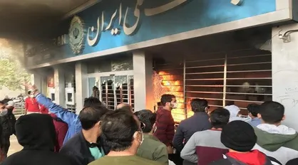 در حوادث آبان ماه ، چه کسانی به جان و مال مردم و اموال عمومی دست درازی کردند؟
