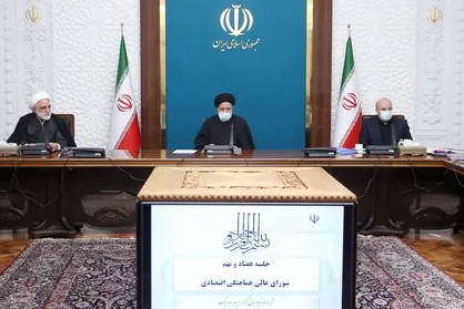 تأکید سران قوا بر تقویت ثبات اقتصادی و تداوم کاهش نرخ تورم