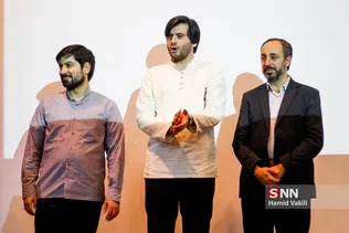 مراسم تقدیر از برگزیدگان در مراسم اختتامیه نخستین دوره رسانه ای نبأ