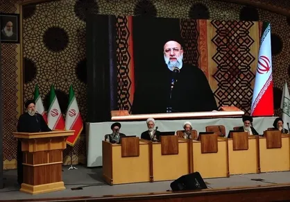&zwnj;رئیسی: حتما تورم&zwnj;کاهشی می&zwnj;شود/ به تمام زیر&zwnj;ساخت&zwnj;های اقتصادی آسیا و منطقه متصل شدیم