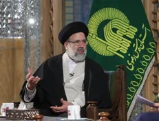 آستان قدس با کمتر از یک هزارم بودجه دولت، ۱۰۰۰ شغل ایجاد کرد/ تولید دارو‌های ارزان قیمت برای بیماران خاص