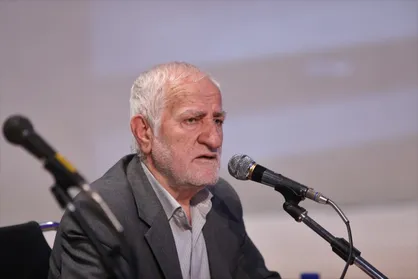دانشگاه&zwnj;ها نخبگان استان خودرا به همکاری دعوت کنند