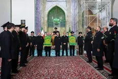 برگزاری آئین اعزام کاروان زیر سایه خورشید در حرم رضوی