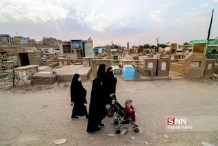 قبرستان وادِی‌السَّلام قبرستانی بزرگ و تاریخی در شهر نجف است که به سبب وجود احادیثی درباره فضیلت آن، برای شیعیان اهمیت مذهبی بسیاری بالائی دارد