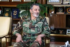 ارتش و سپاه در حادثه غم‌بار کرمانشاه جلوه زیبایی از هم‌افزایی را به نمایش گذاشتند/ مجاهدت همچنان باقیست
