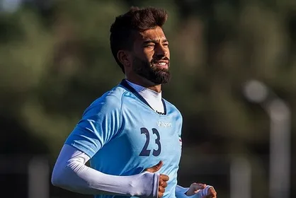 رامین رضاییان در ترکیب اصلی دیدار برابر الشارجه