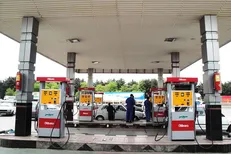 عرضه بنزین به نرخ پالایشگاهی در ۱۰۰ جایگاه استان کرمان