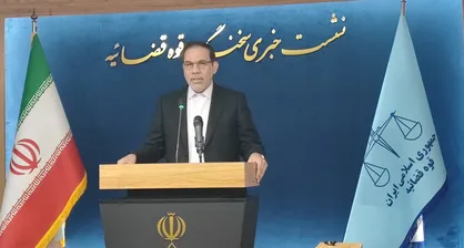 جهانگیر: کل حاکمیت برای برچیدن فساد در پرونده چای دبش دست به دست هم دادند/ لیست سیاهی از دشمنی&zwnj;های آمریکا علیه ملت ایران وجود دارد+فیلم