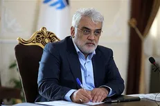 طهرانچی از خدمات اعضای کانون‌های دانشجویی هلال احمر دانشگاه آزاد تقدیر کرد
